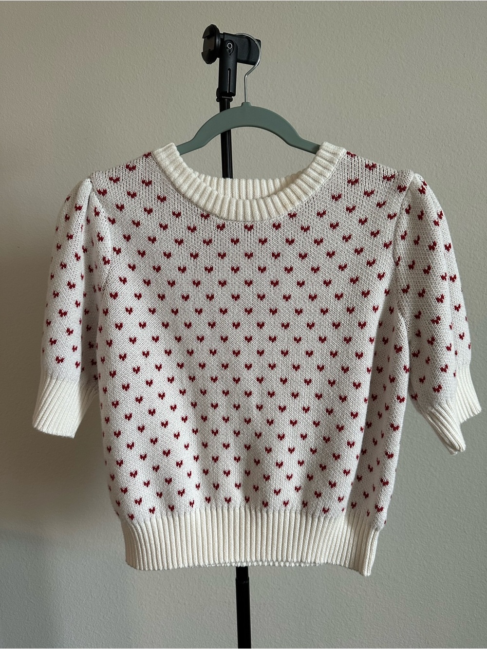 Universal Thread Cream Short-Sleeve Crew Sweater with Red Heart Motif